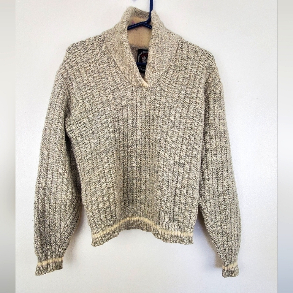 Alps Beige Sweater Waffle Knit Pullover Felted Flower Detail Collar Size Large